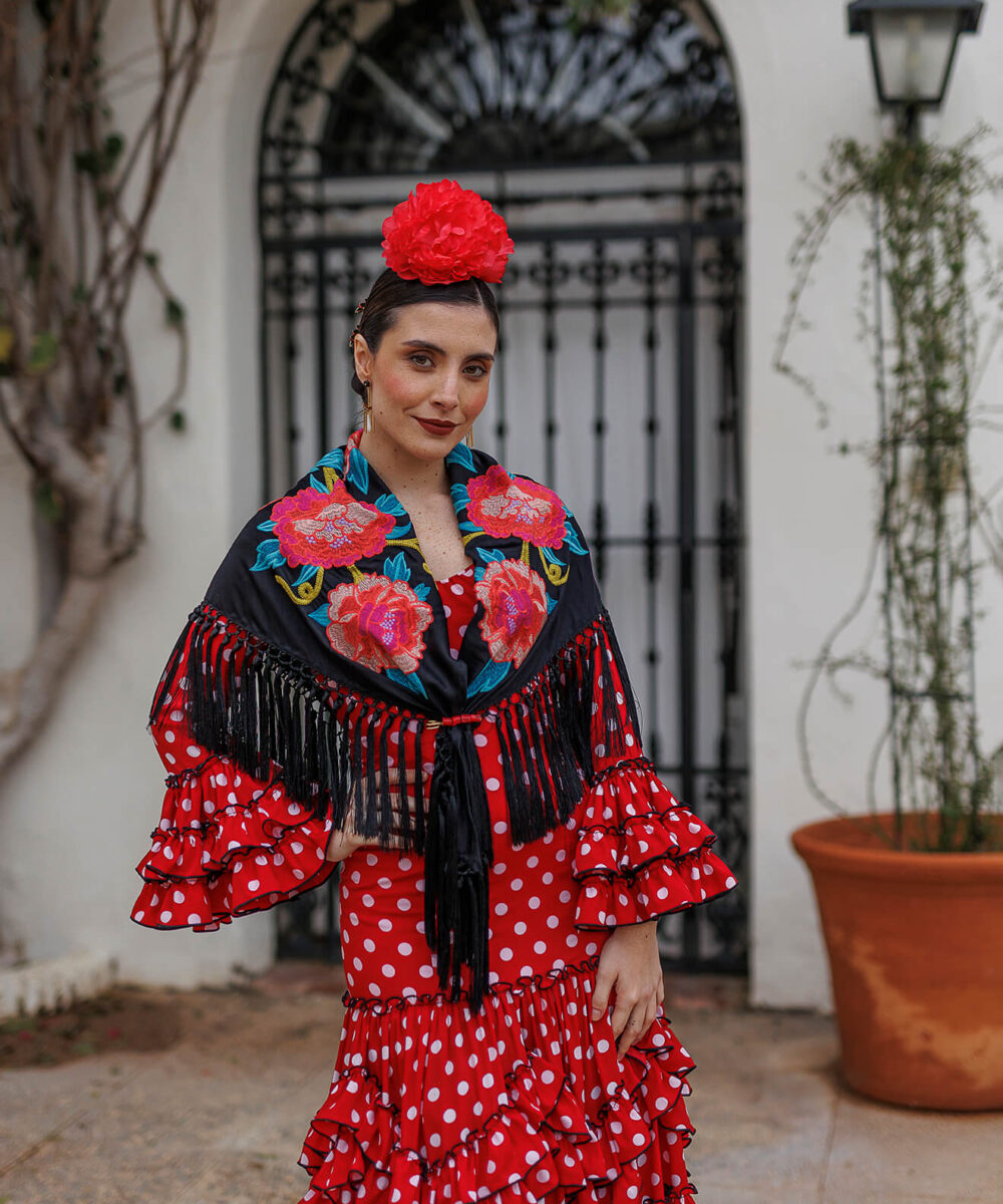 Mantoncillo Carmen negro