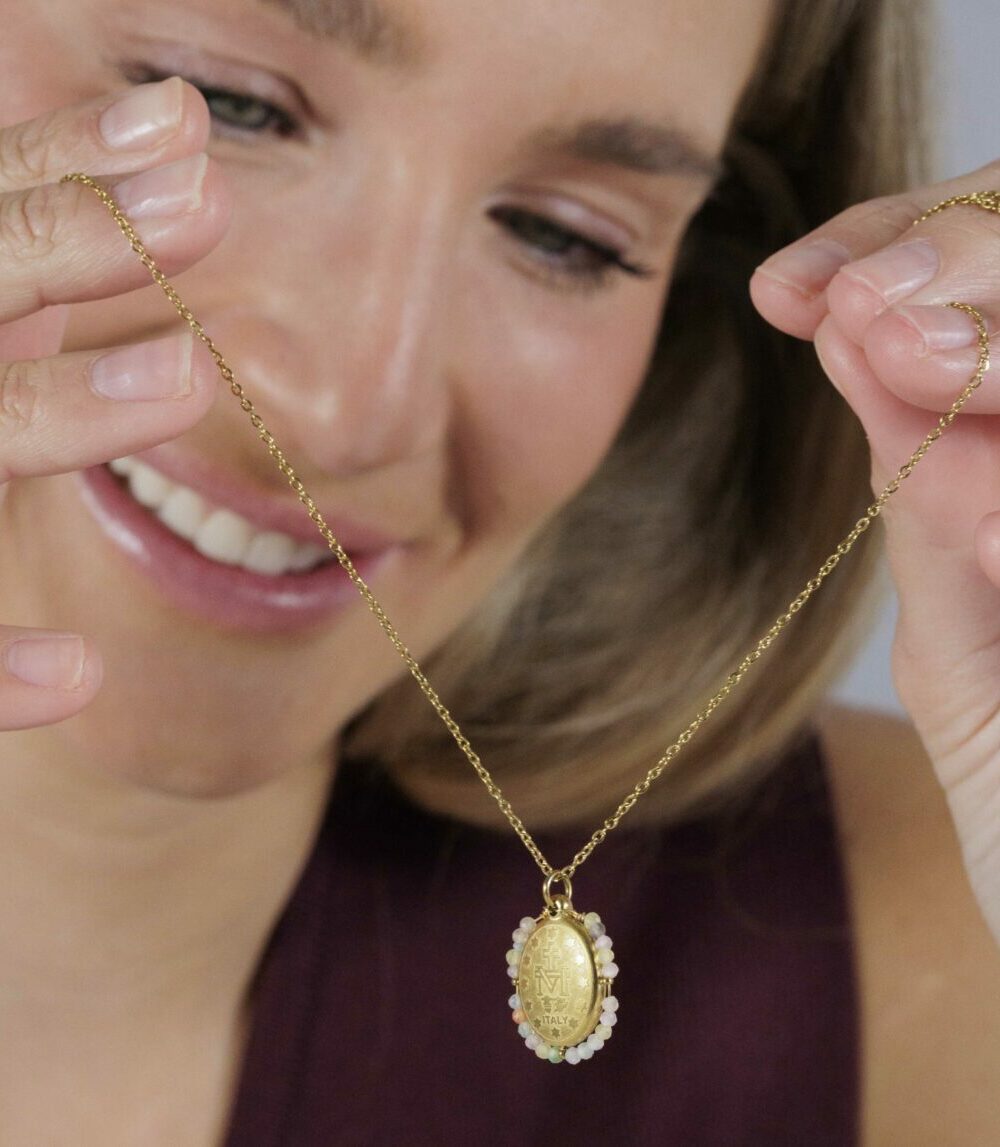 Medalla Milagrosa de piedras