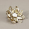 Broche Magnolia marfil