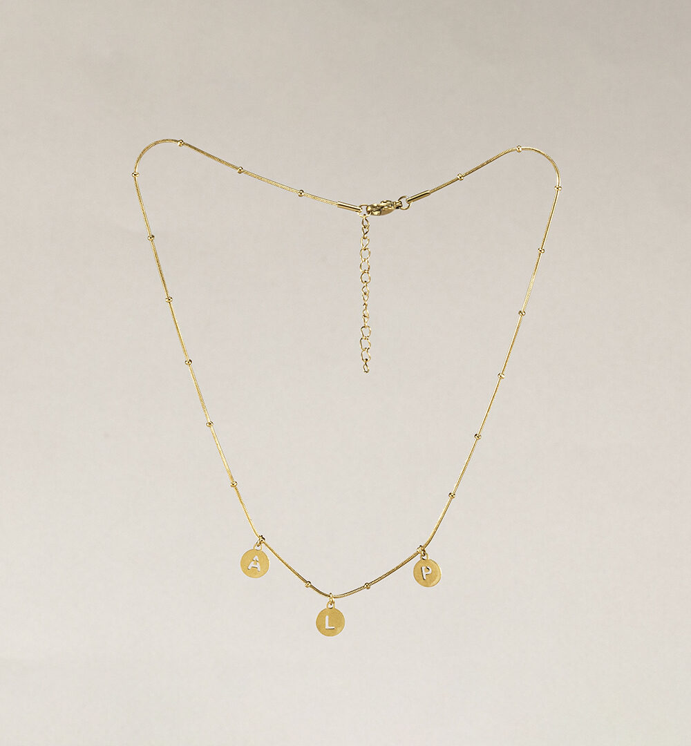 Cadena Caribe personalizada con 3 iniciales