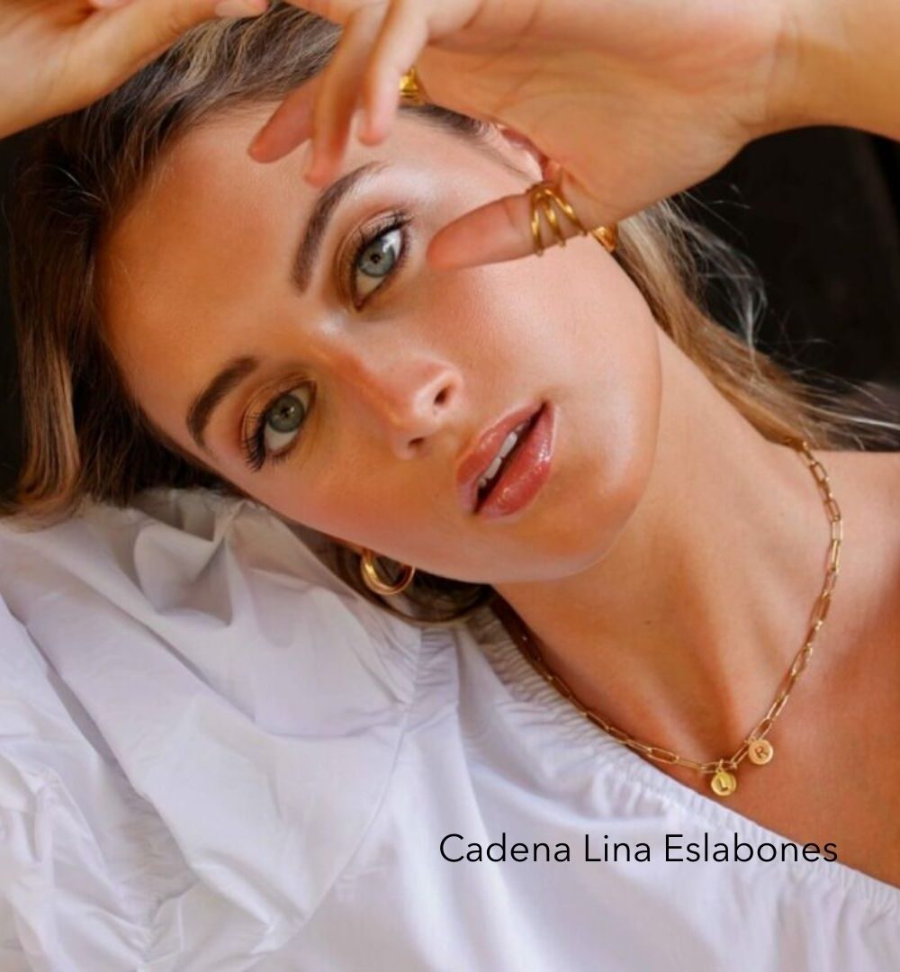 Alternative view of Cadena personalizada con 2 iniciales