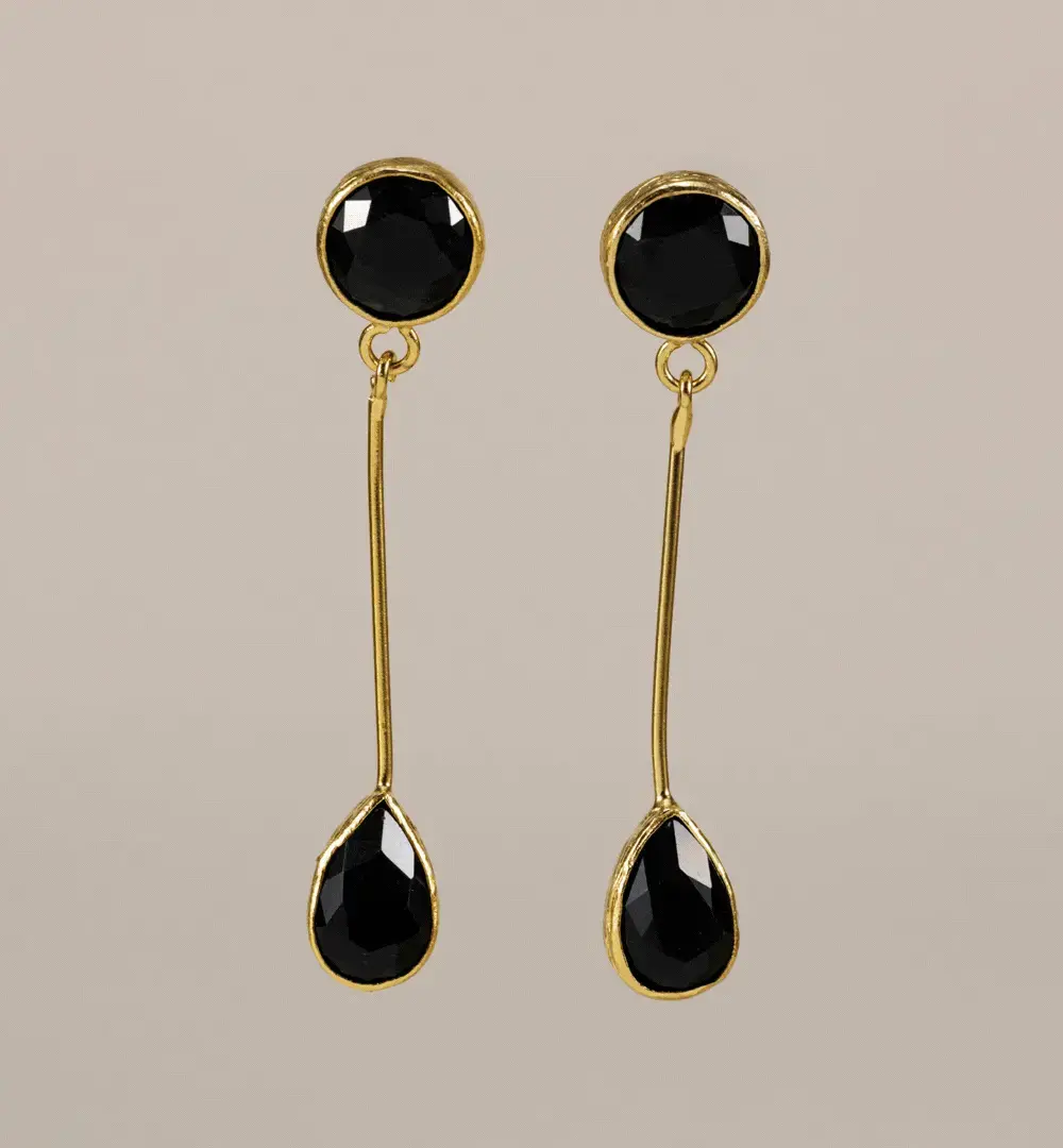 Gif. Pendientes invitada Gala