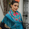 Look flamenca azul turquesa Darwin 2 – mantoncillo, pendientes y flor