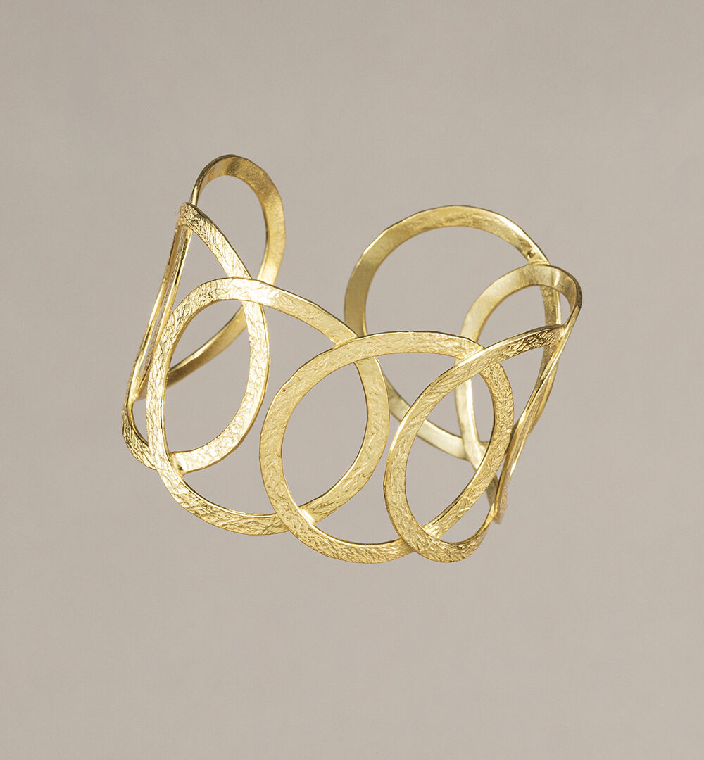 Brazalete oro nudos