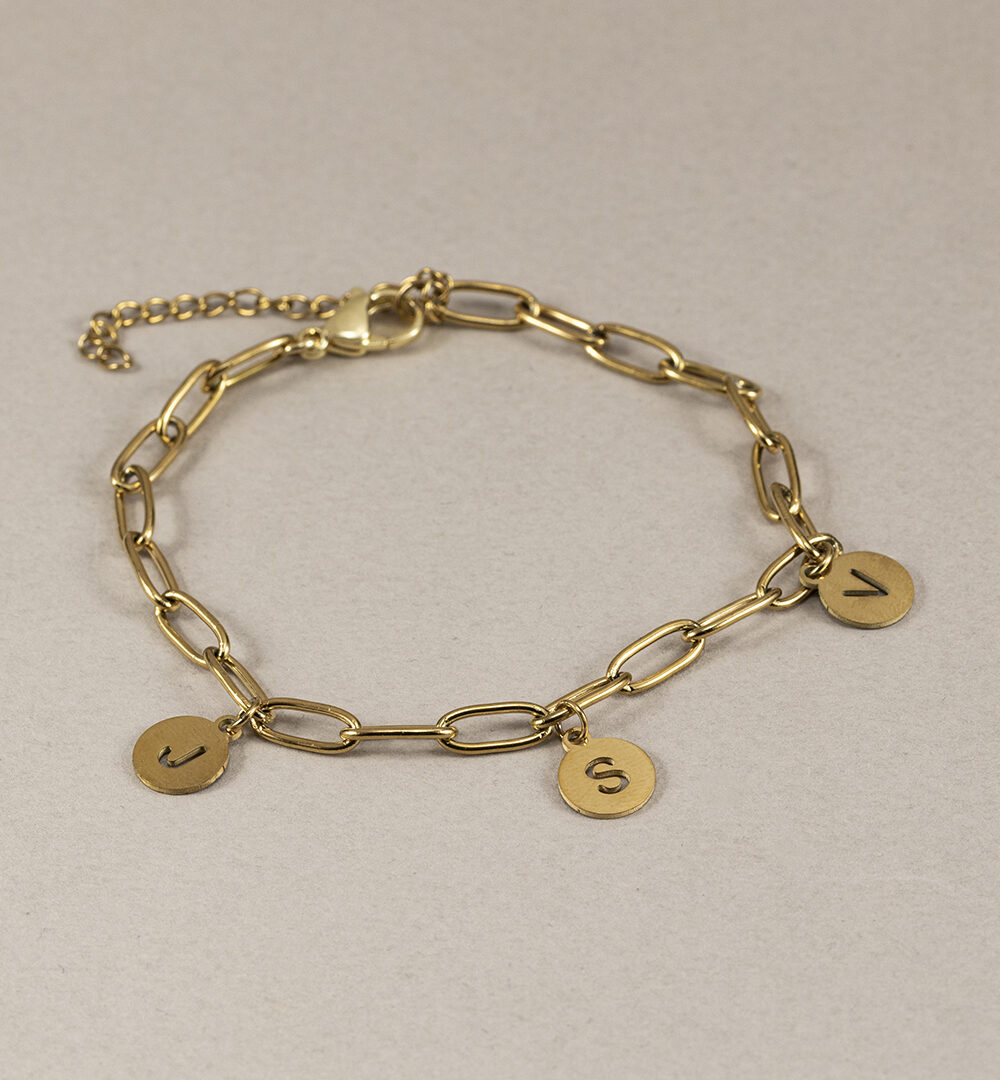 Pulsera personalizada con 3 iniciales
