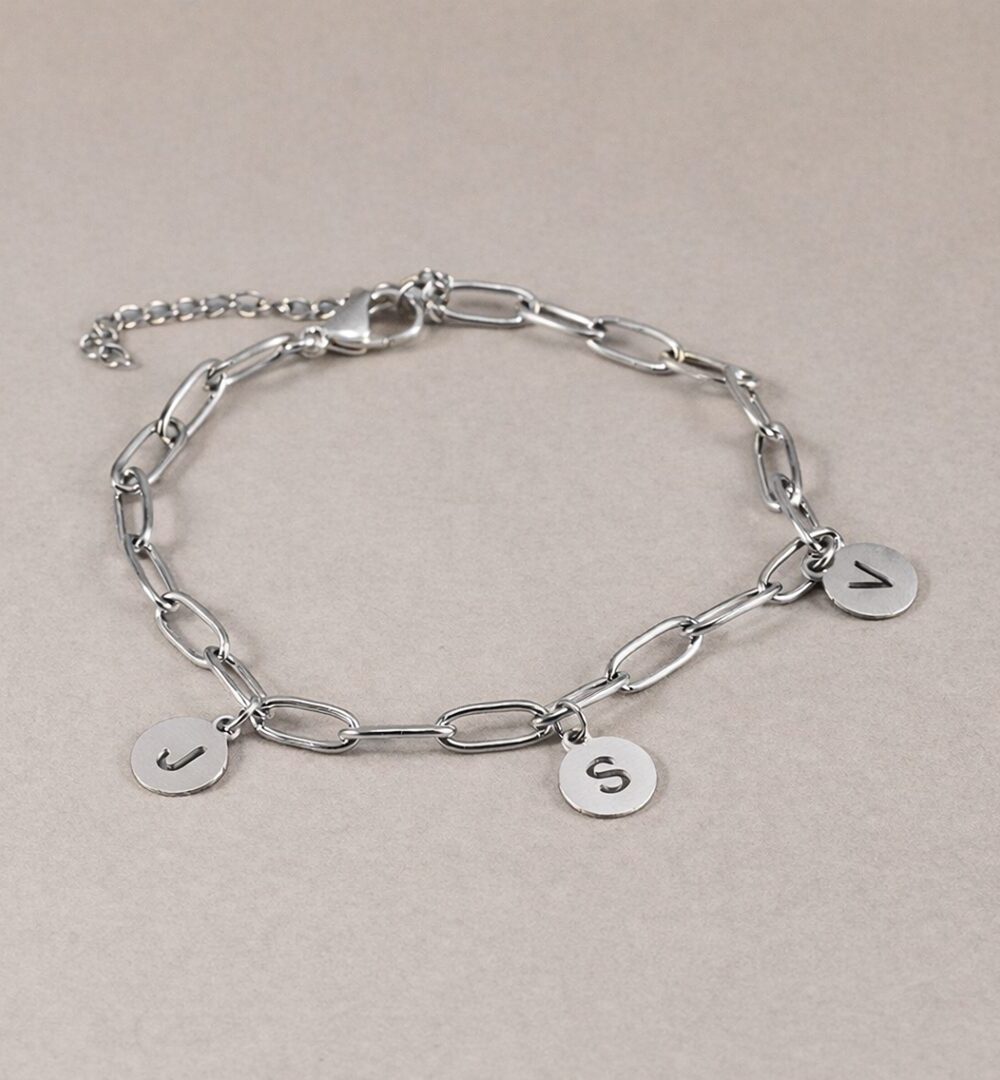 Pulsera personalizada con 3 iniciales