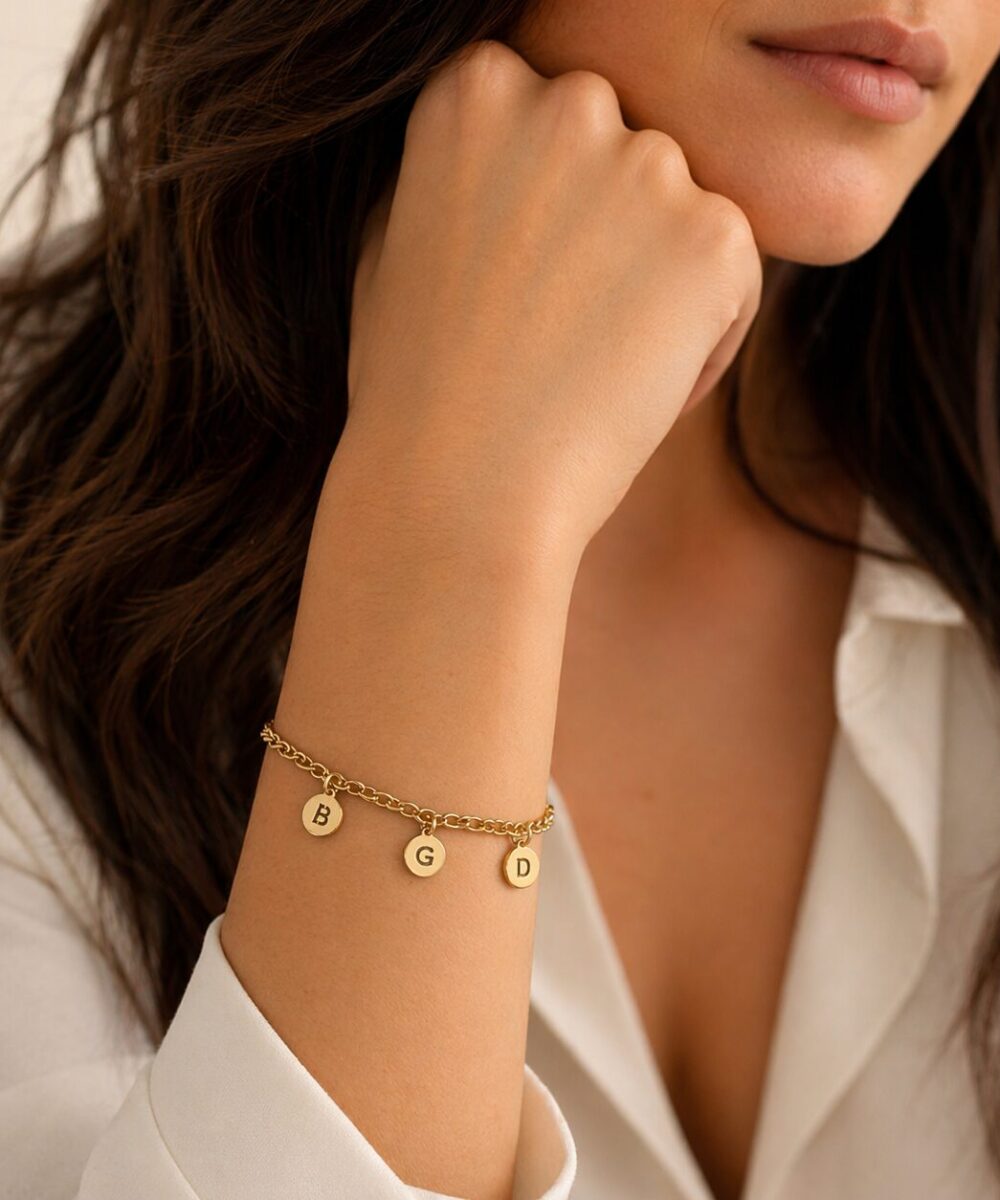 Pulsera Cartier personalizada con 3 iniciales