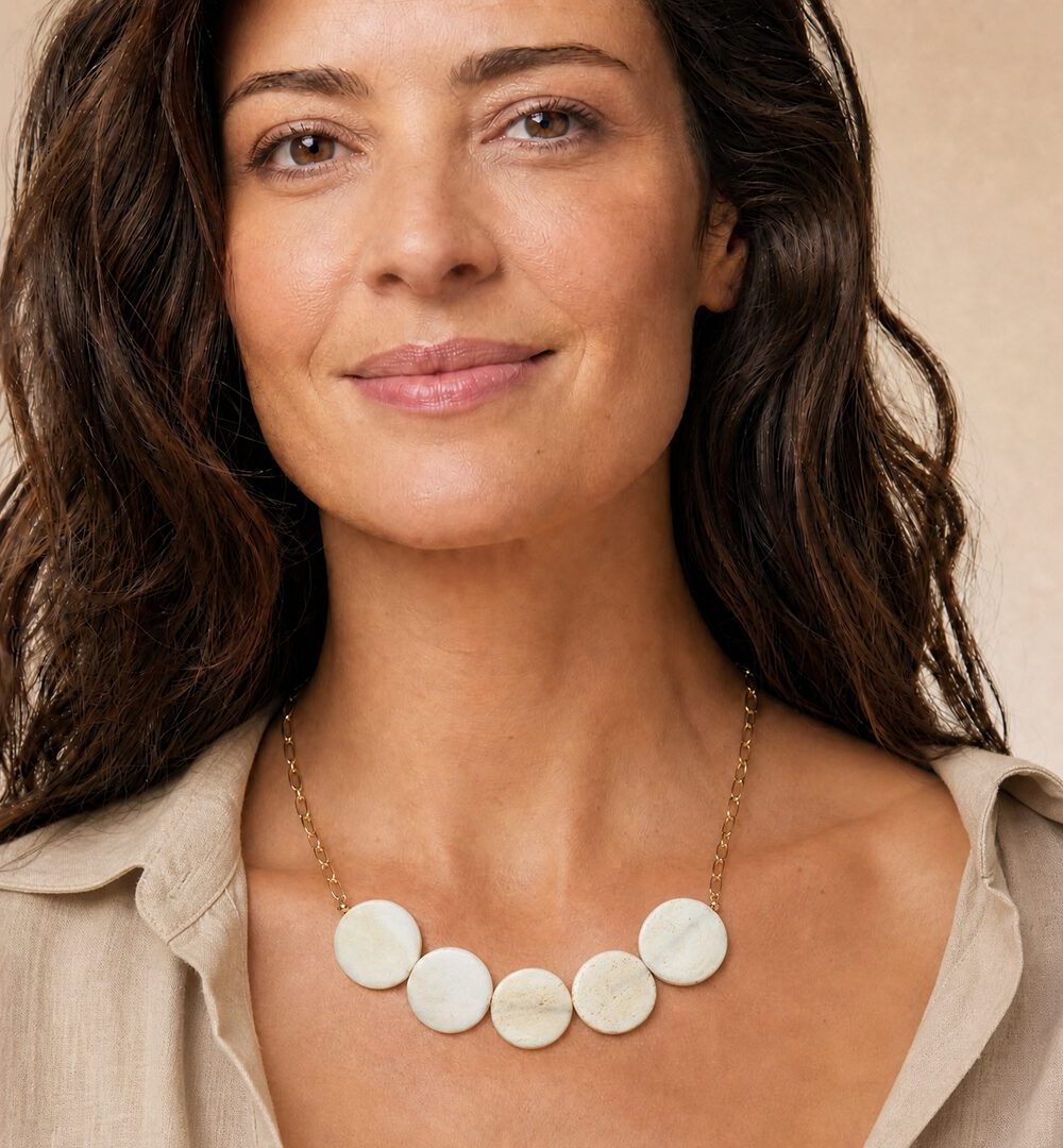 Collar hueso Cala