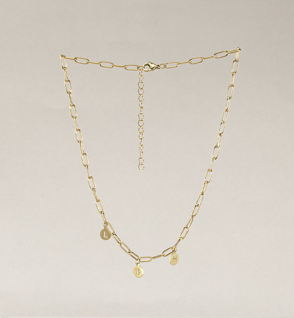 Cadena Lina personalizada con 3 iniciales